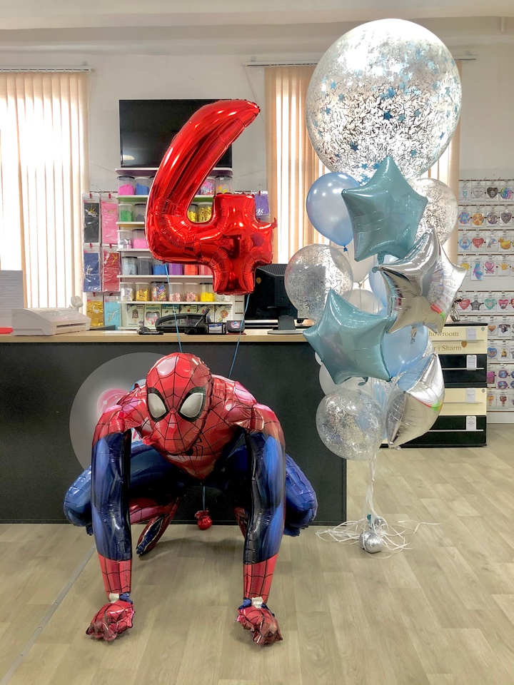 Оформление шарами в стиле человек паук